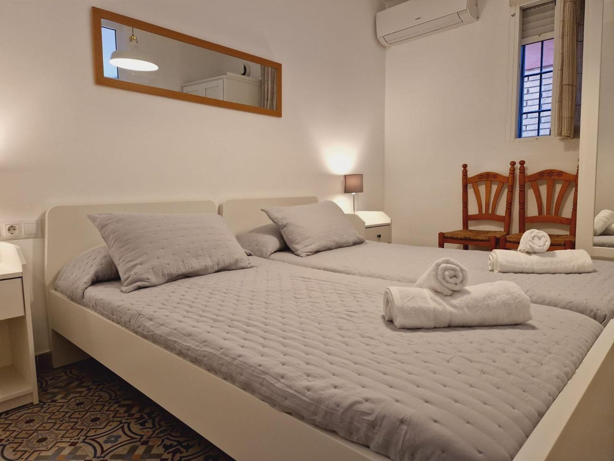 Apartment On The Beach Malaga Bagian luar foto